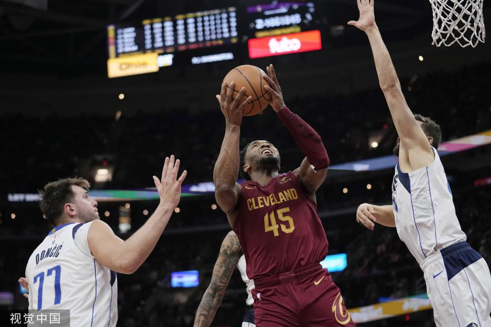 大量训练和 大量训练和